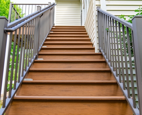 Deck stairs